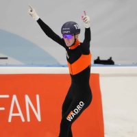 NK Shorttrack in Leeuwarden - Elfstedenhal.
1500 mtr.
Winst voor Sven Roes !